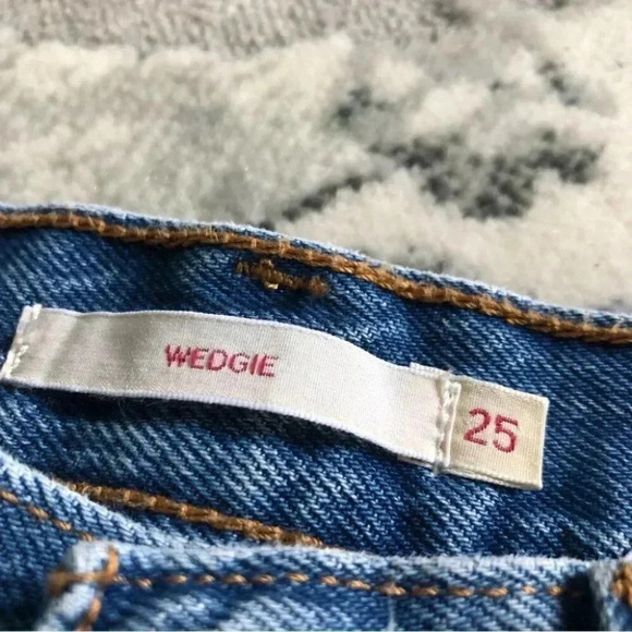 Levi's Distressed BIG E Wedgie Button Fly Skinny Mom Jeans 100% Cotton: 25 - Picture 5 of 12